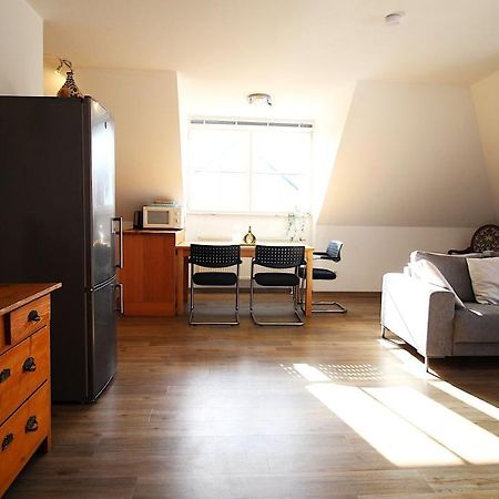 Homie Stay Zell - Apartment Mit Privatparkplatz Zell am Main Dış mekan fotoğraf