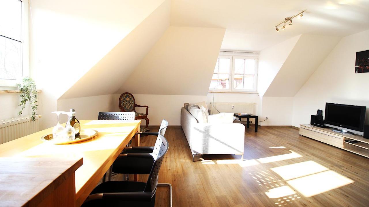 Homie Stay Zell - Apartment Mit Privatparkplatz Zell am Main Dış mekan fotoğraf