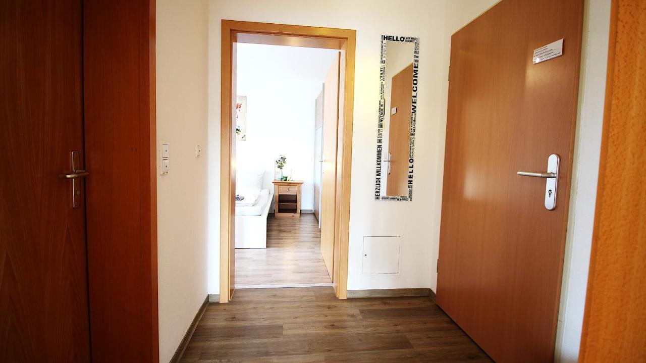 Homie Stay Zell - Apartment Mit Privatparkplatz Zell am Main Dış mekan fotoğraf